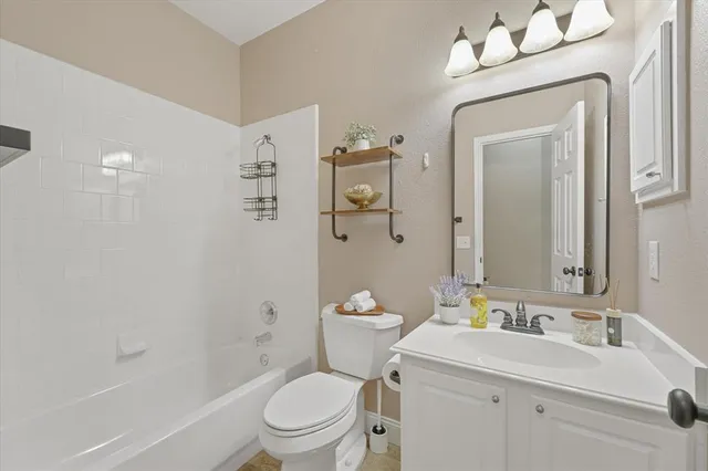 $2,450 | 5 Dominion Circle, Frisco, TX 75033