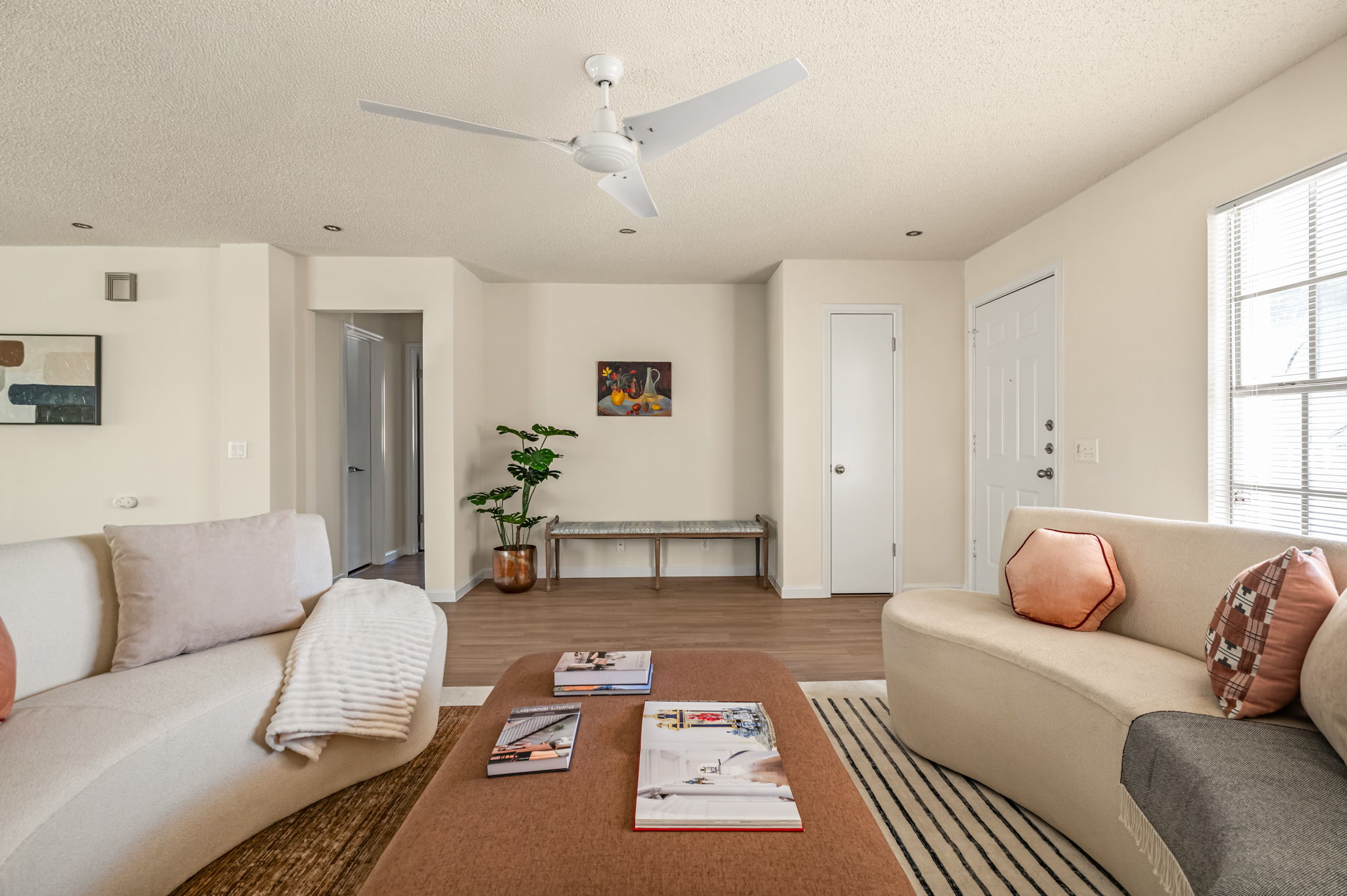 161 Segovia Way Pflugerville, TX 78660 - Photo 7 of 37 a living room with furniture
