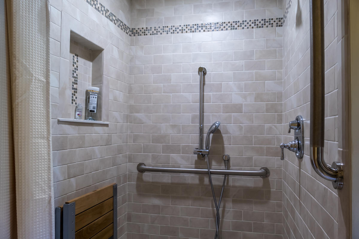 83 Gray Road North Yarmouth, ME 04097 - Photo 19 of 57 32-First Floor Full Bath (2 of 2)