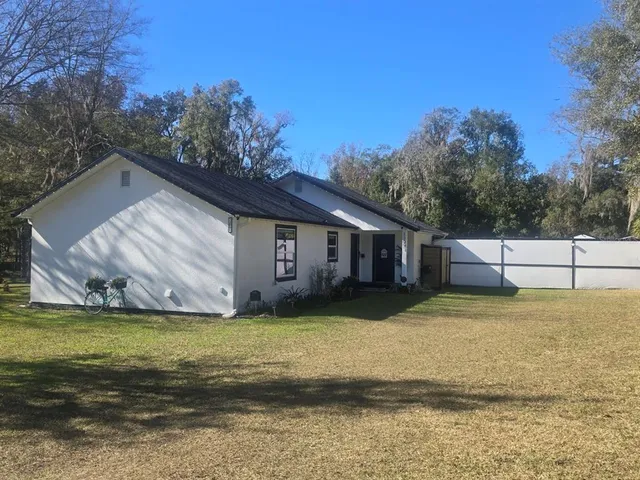 $2,500 | 13091 Old Crystal River Road, Brooksville, FL 34601