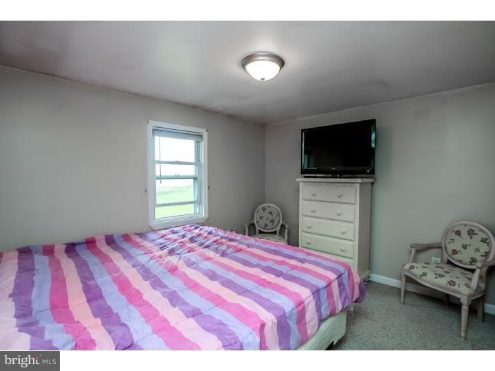 971 Laurelwood Road Pottstown, PA 19465 - Photo 9 of 13 Bedroom
