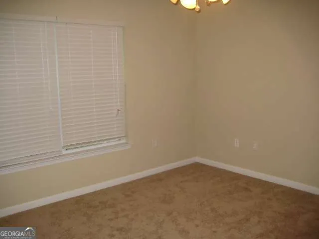 $244,000 | 1035 South Barnett Shoals Road, Unit 713, Athens, GA 30605