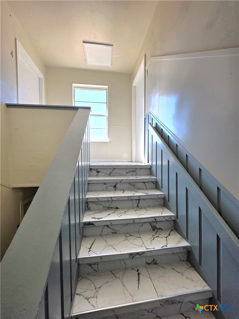 805 Sissom Road Killeen, TX 76541 - Photo 5 of 32