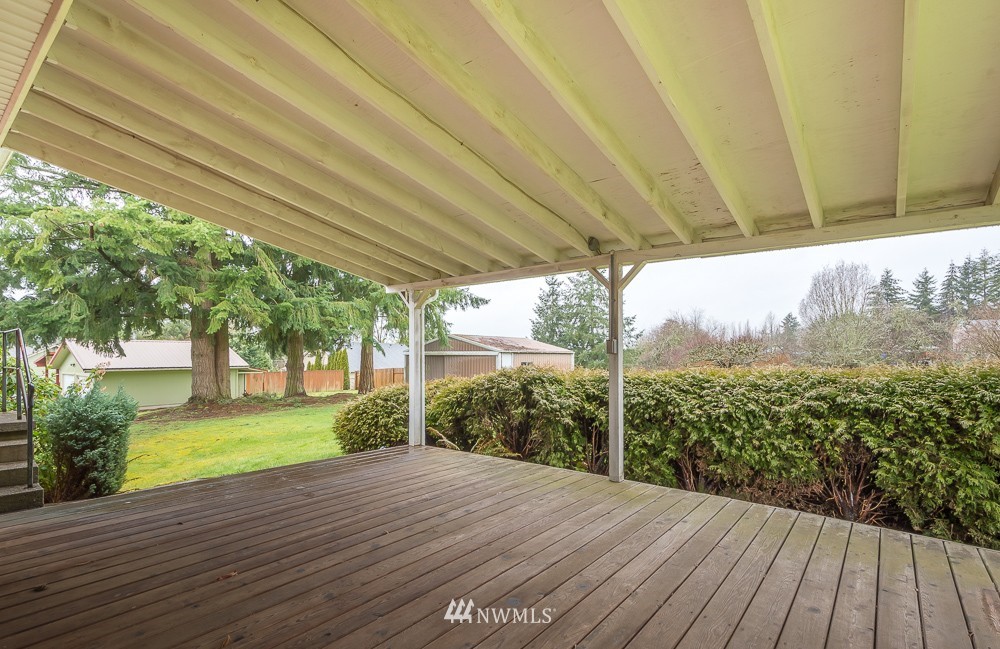 109 Kennicott Road Chehalis, WA 98532 - Photo 7 of 23 a view of a backyard