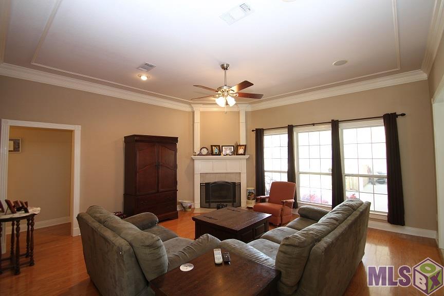17044 Rennes Road Prairieville, LA 70769 - Photo 3 of 22 Gallery Image 3