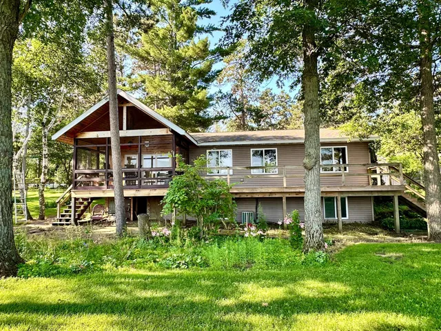 $500,000 | 15740 River Lake Drive, Menahga, MN 56464