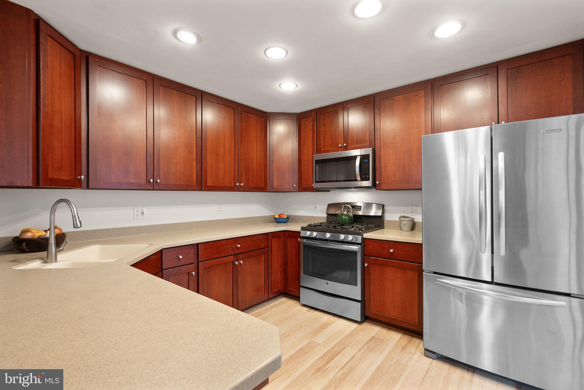 8108 Carrick Lane Springfield, VA 22151 - Photo 14 of 46