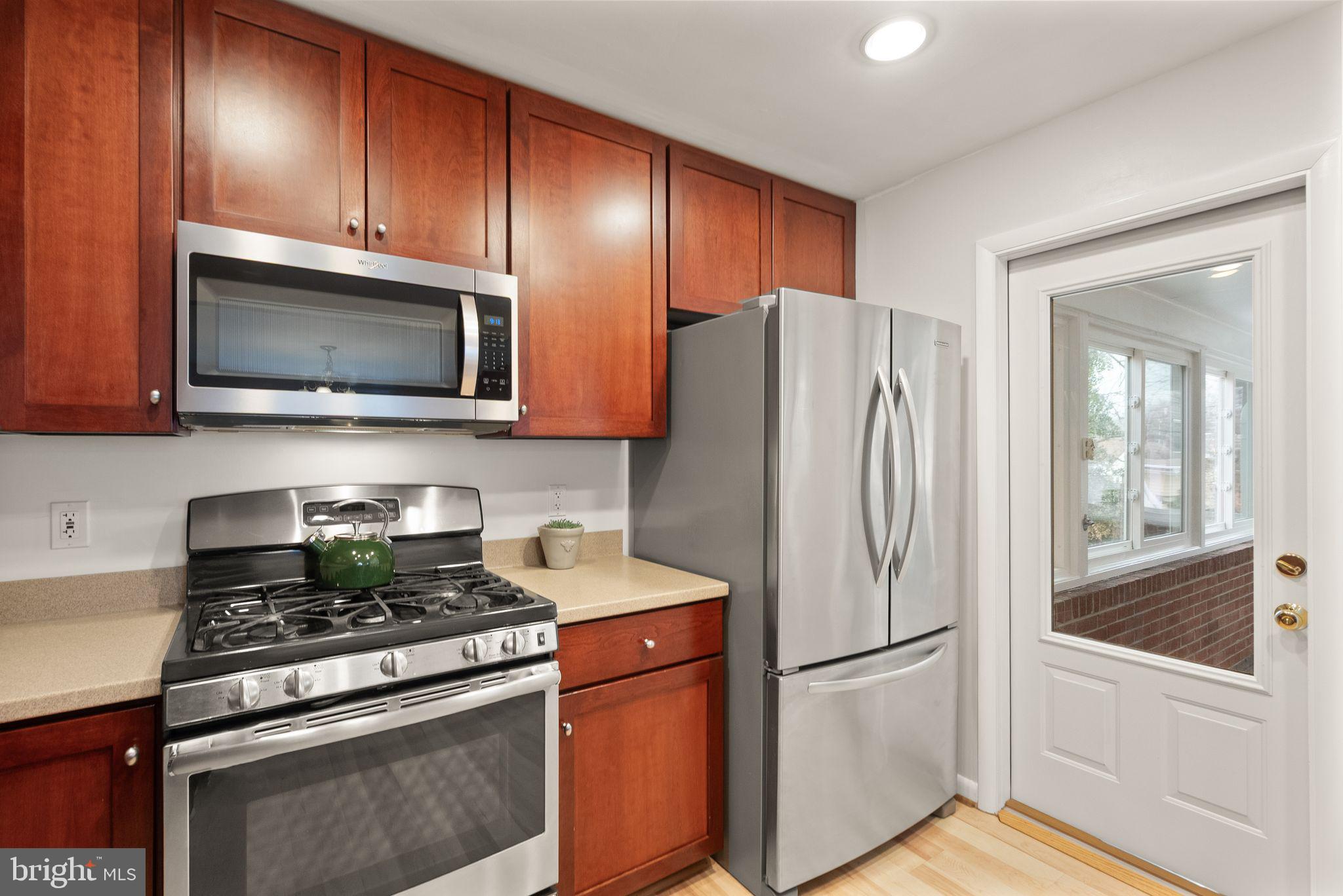 8108 Carrick Lane Springfield, VA 22151 - Photo 16 of 46