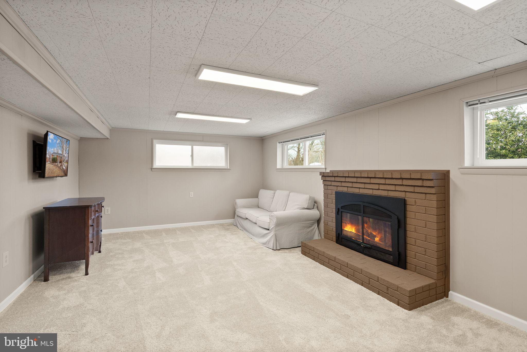 8108 Carrick Lane Springfield, VA 22151 - Photo 31 of 46