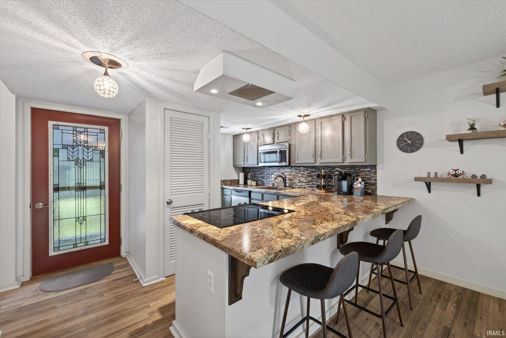 9105 South Pointe Ridge Lane, Unit 20 Bloomington, IN 47401 - Photo 4 of 21