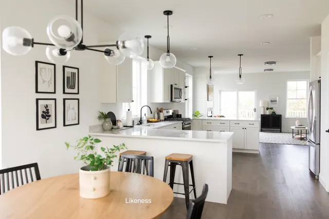 $769,900 | 185 Aurora Road, South Burlington, VT 05403