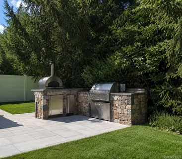 $2,795,000 | 124 Lincoln Avenue, Purchase, NY 10577