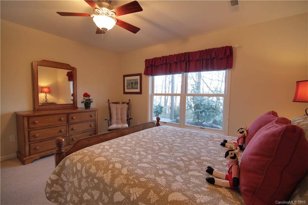 292 Cardinal Road Lake Lure, NC 28746 - Photo 19 of 36 Gallery Image 19