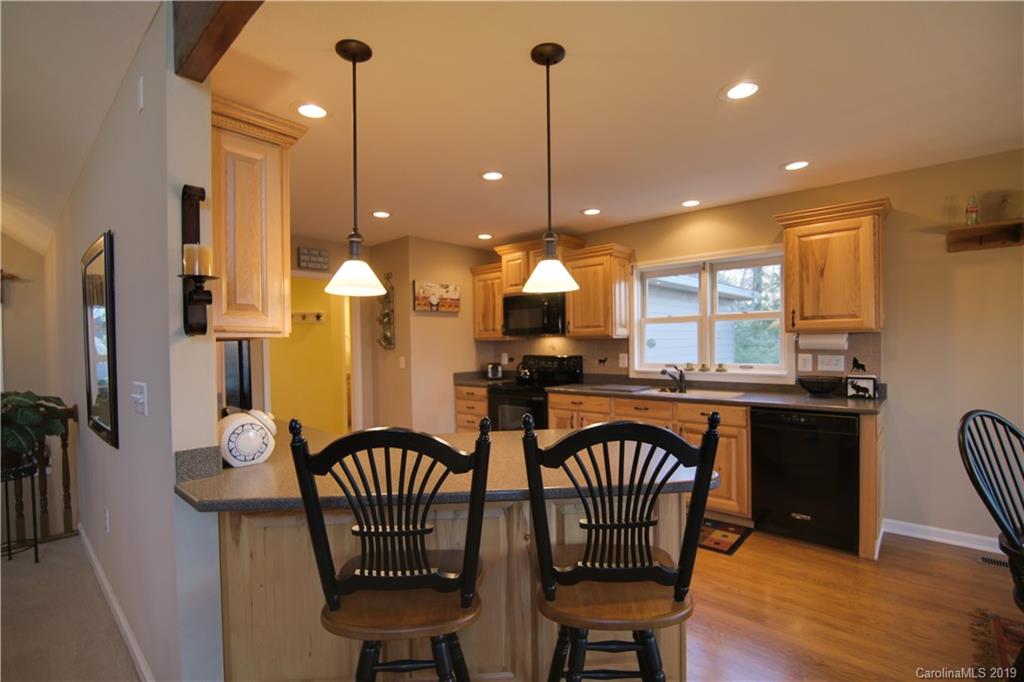 292 Cardinal Road Lake Lure, NC 28746 - Photo 8 of 36 Gallery Image 8