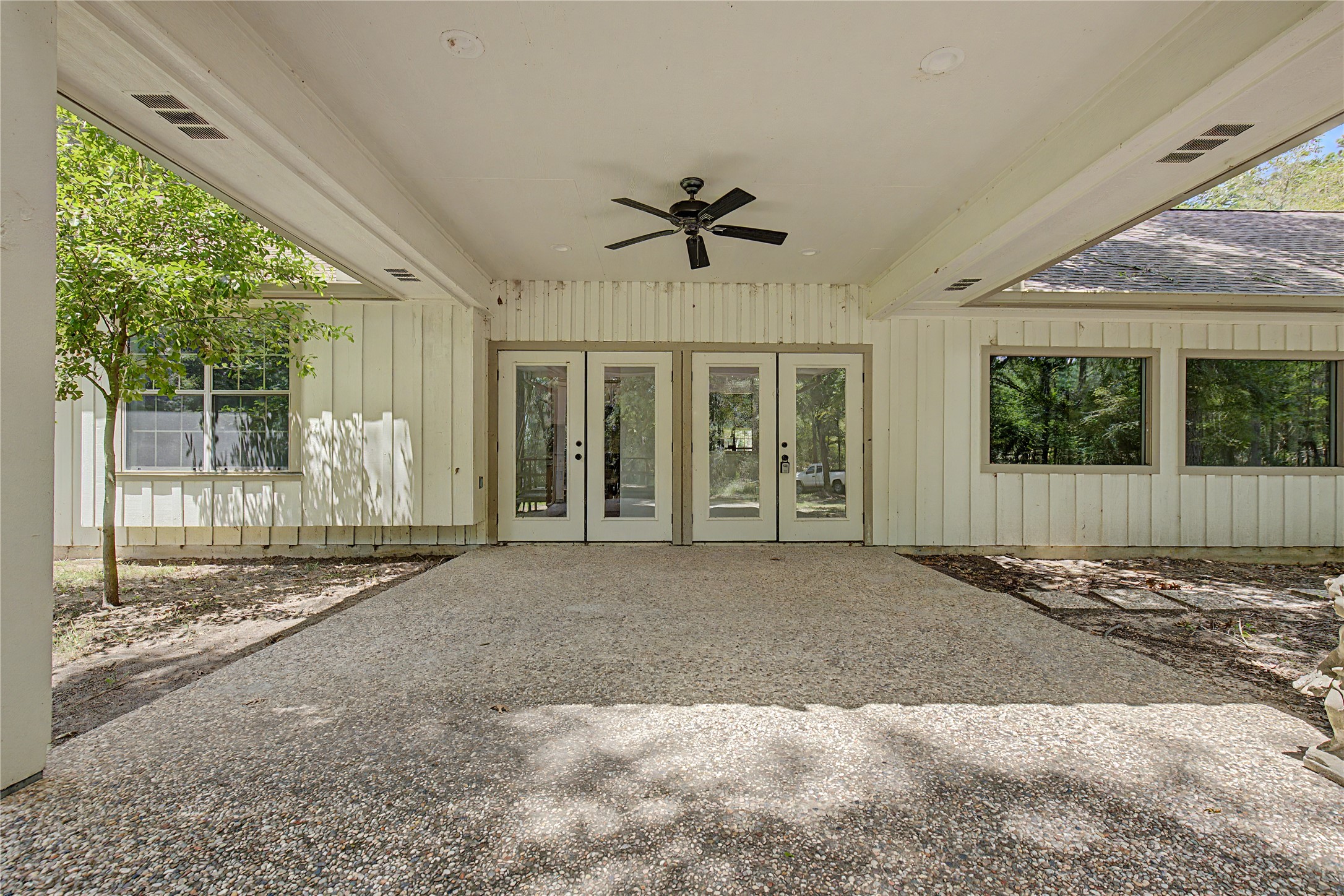 83 Dahlia Road Huntsville, TX 77320 - Photo 3 of 44 Gallery Image 3