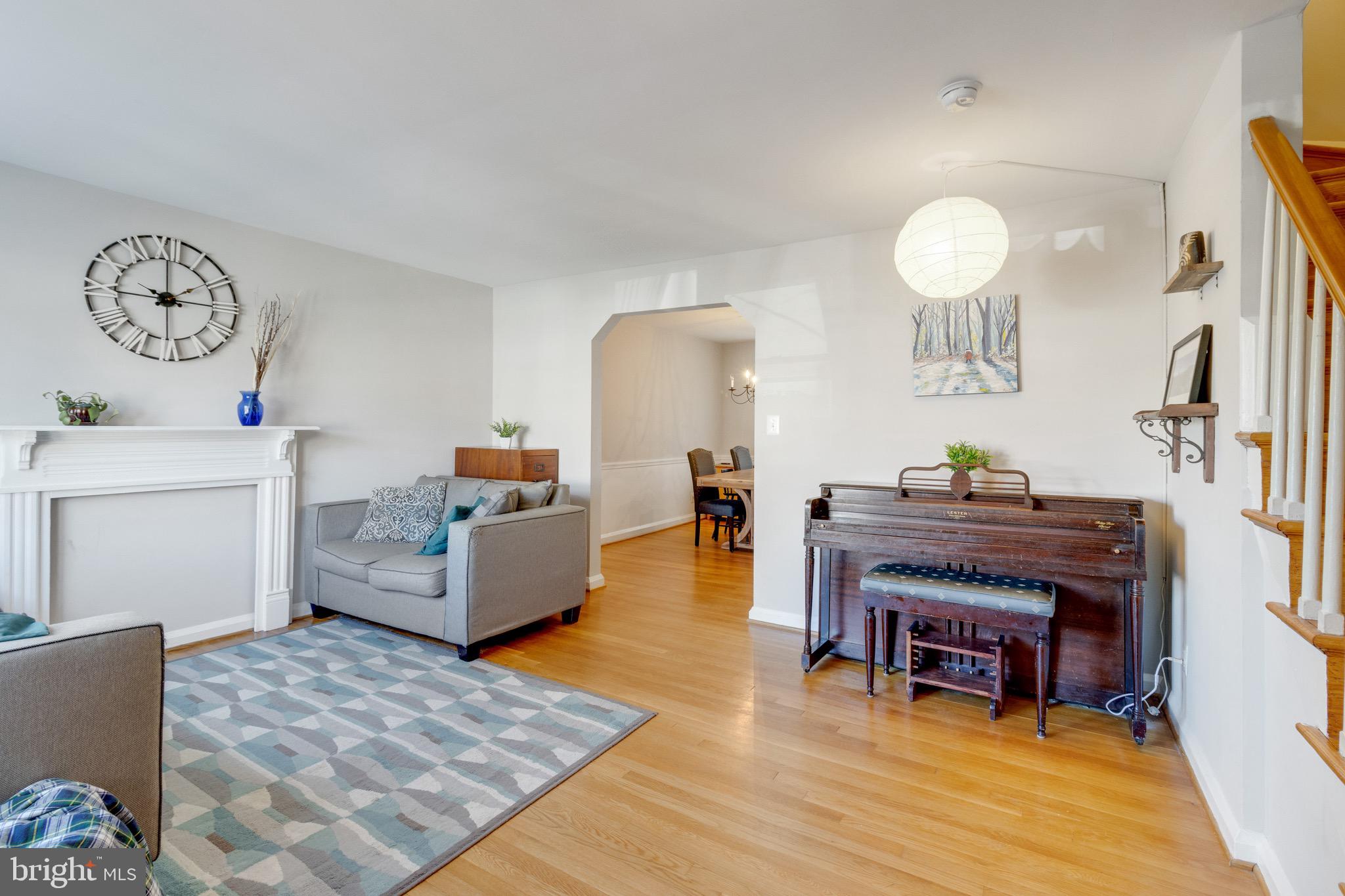 153 Garden Ridge Road Baltimore, MD 21228 - Photo 10 of 40 Light and Bright Living Room w/ Hardwood Floors