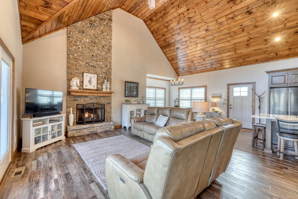 368 Ivy Log Heights Road Young Harris, GA 30582 - Photo 11 of 55