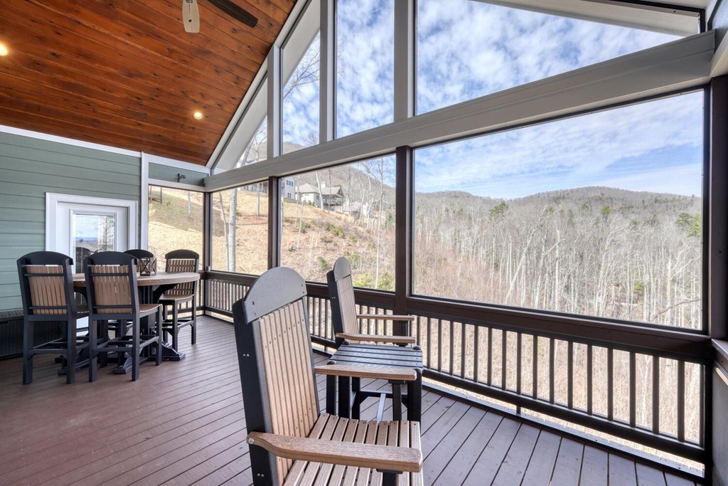 368 Ivy Log Heights Road Young Harris, GA 30582 - Photo 14 of 55