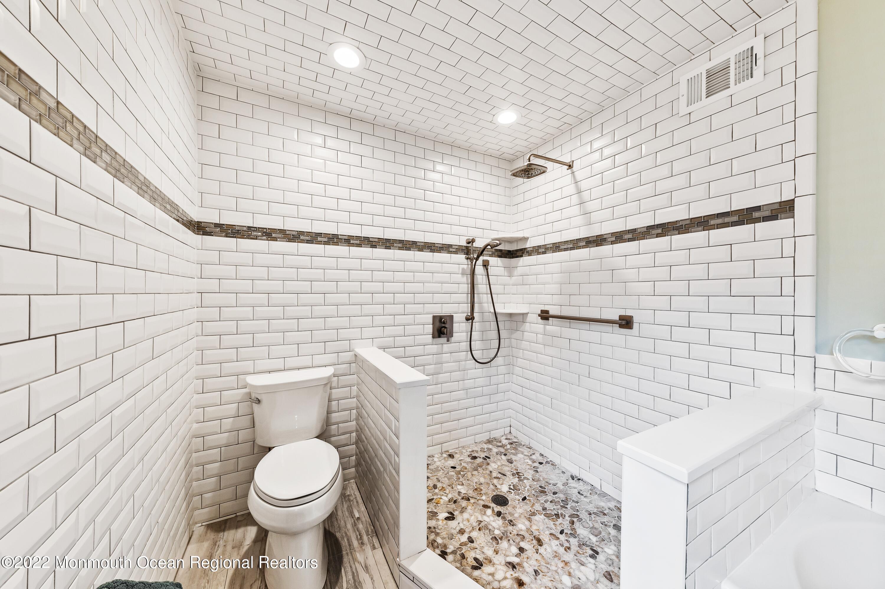 689 Millbrook Road Brick, NJ 08724 - Photo 29 of 44 689MillbrookRd-EDIT 22