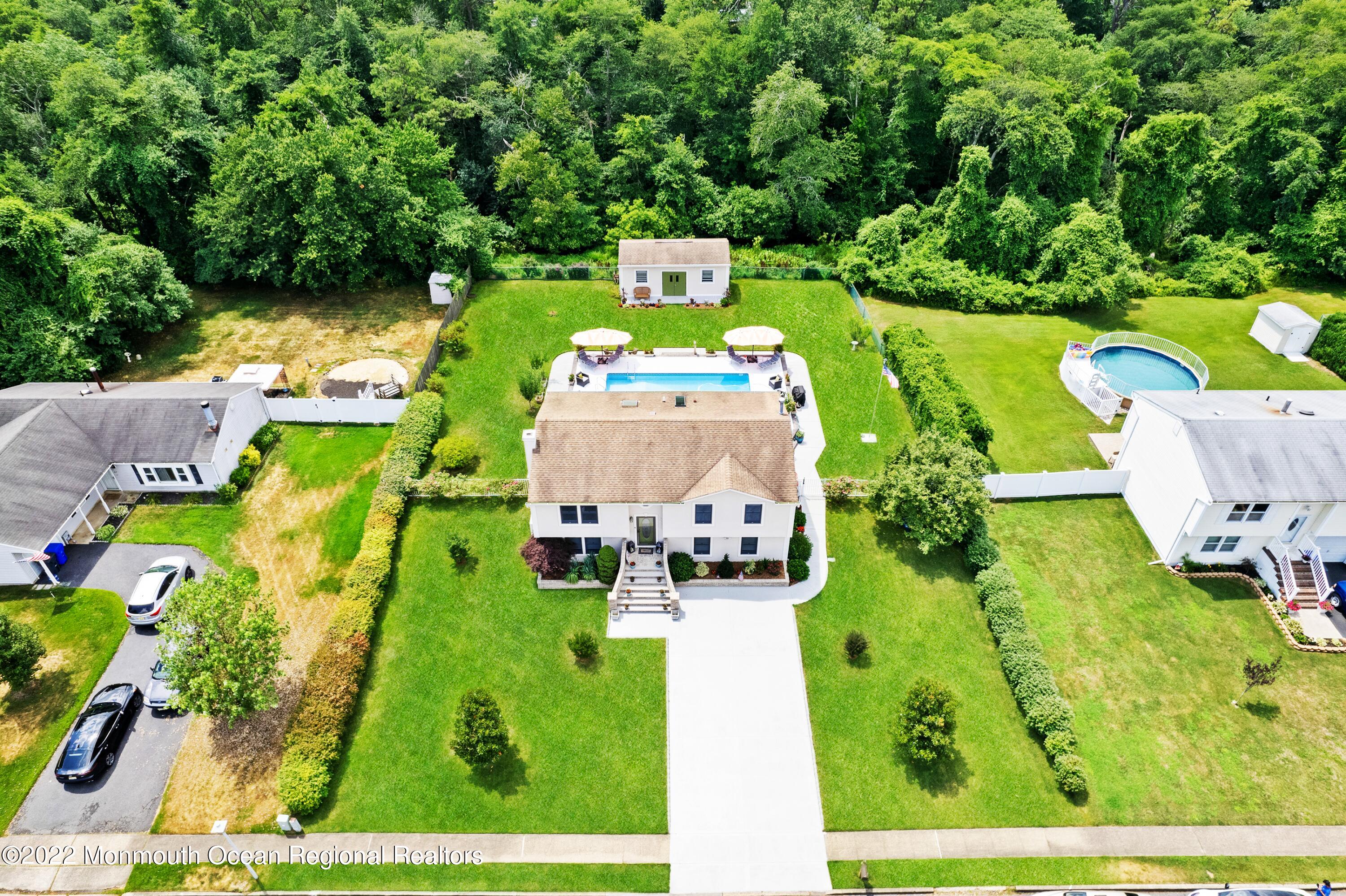 689 Millbrook Road Brick, NJ 08724 - Photo 36 of 44 689MillbrookRd-EDIT 39