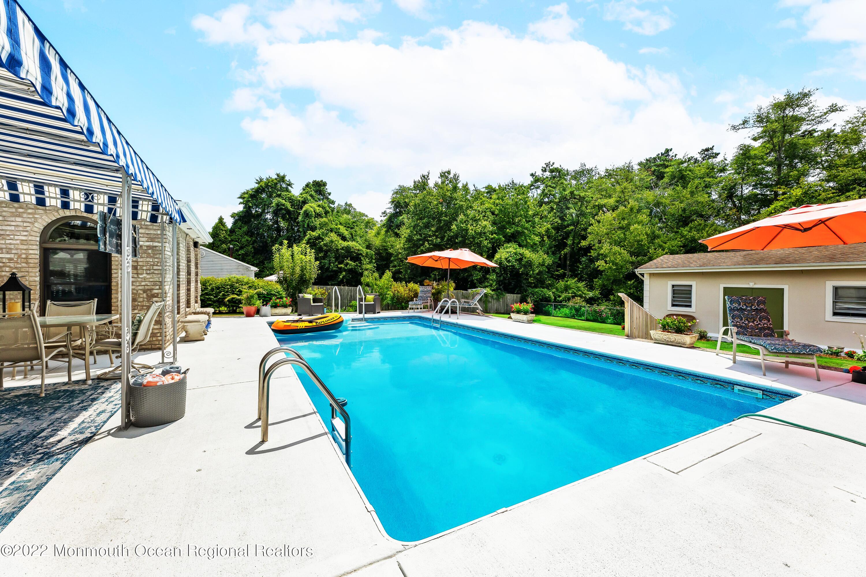 689 Millbrook Road Brick, NJ 08724 - Photo 4 of 44 689MillbrookRd-EDIT 31