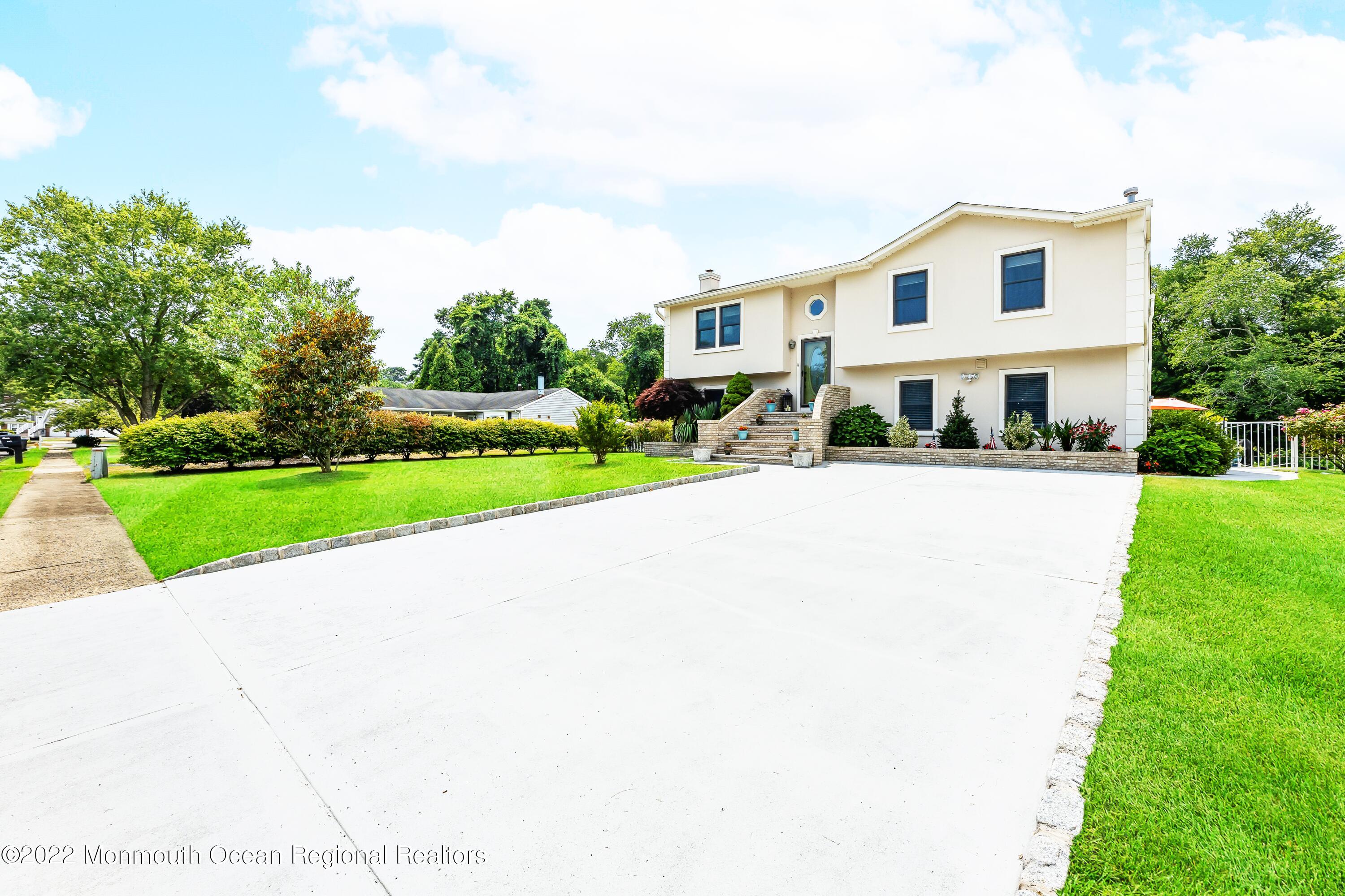 689 Millbrook Road Brick, NJ 08724 - Photo 41 of 44 689MillbrookRd-EDIT 27