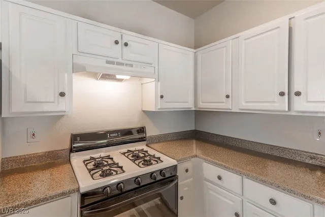 $325,000 | 6568 Strolling Plains Lane, Unit 102, Henderson, NV 89011