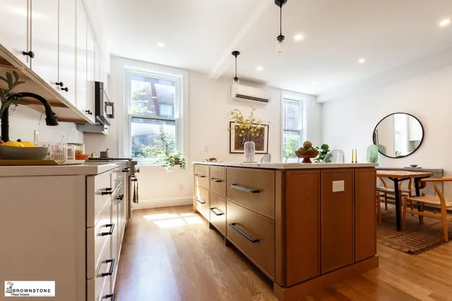 $4,595,000 | 72 Verandah Place | Cobble Hill