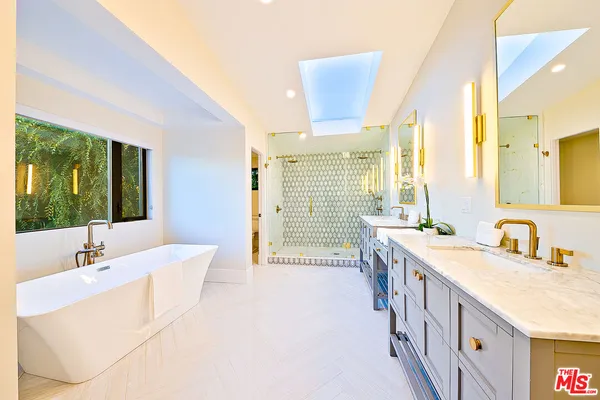 $65,000 | 721 North Beverly Drive, Beverly Hills, CA 90210