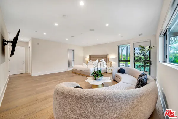 $65,000 | 721 North Beverly Drive, Beverly Hills, CA 90210