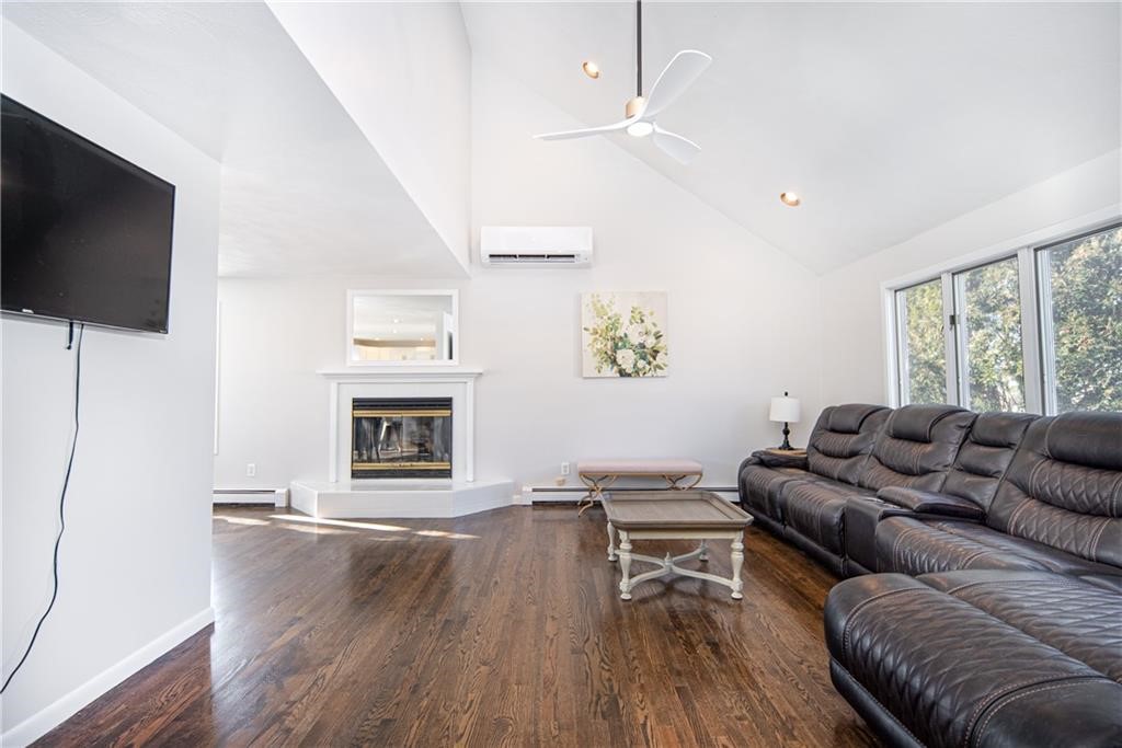 262 Wood Hill Road Narragansett, RI 02882 - Photo 15 of 40