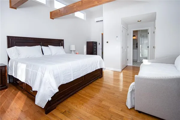 $999,900 | 262 Wood Hill Road, Narragansett, RI 02882