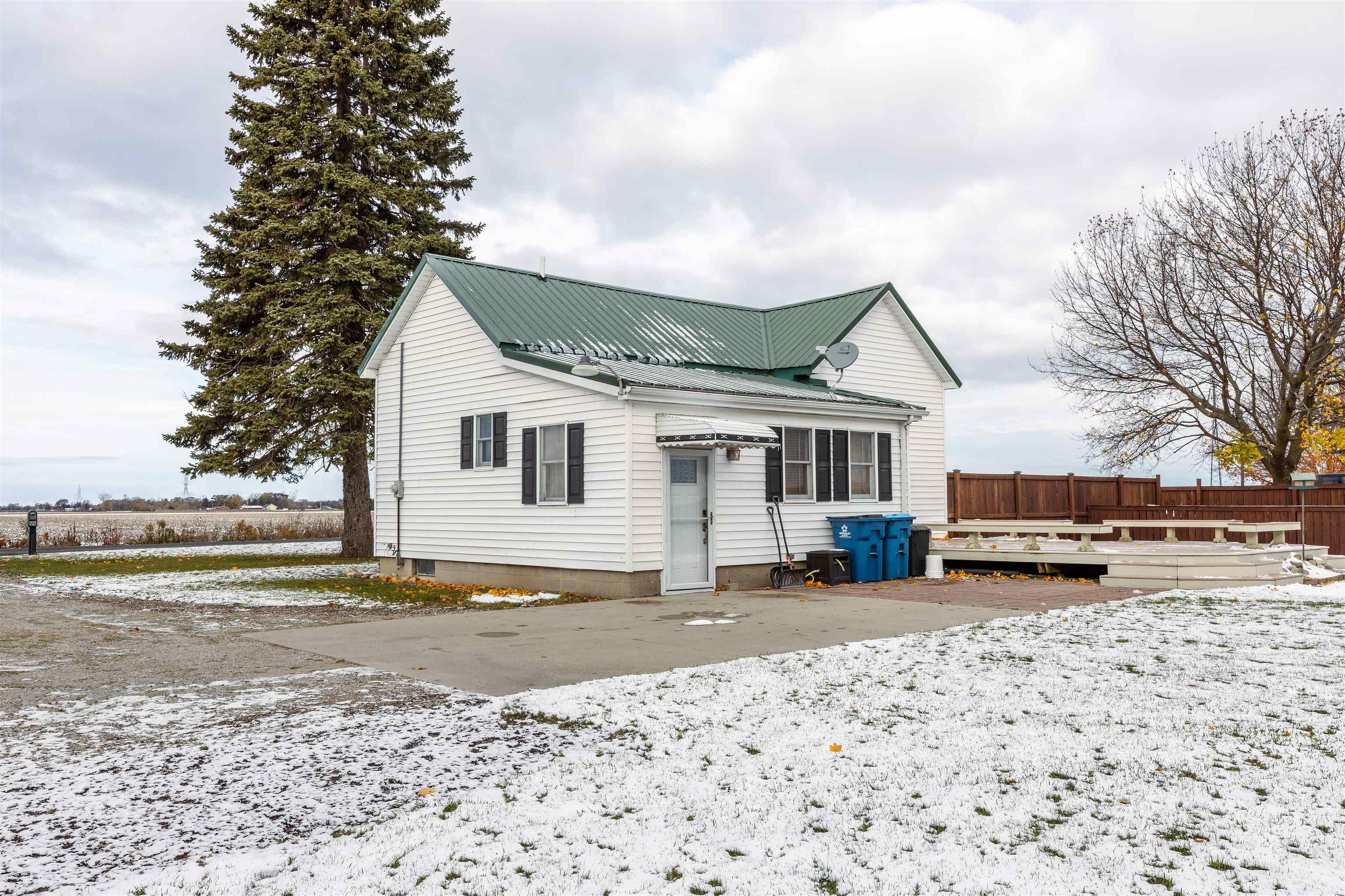 618 North Finn Road Bay City, MI 48708 - Photo 33 of 52
