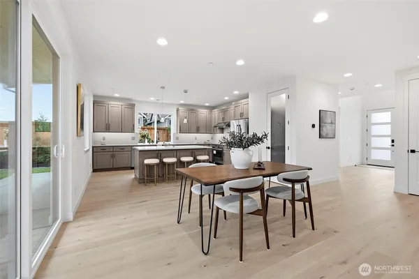 $1,439,950 | 23706 84th Avenue West, Edmonds, WA 98026