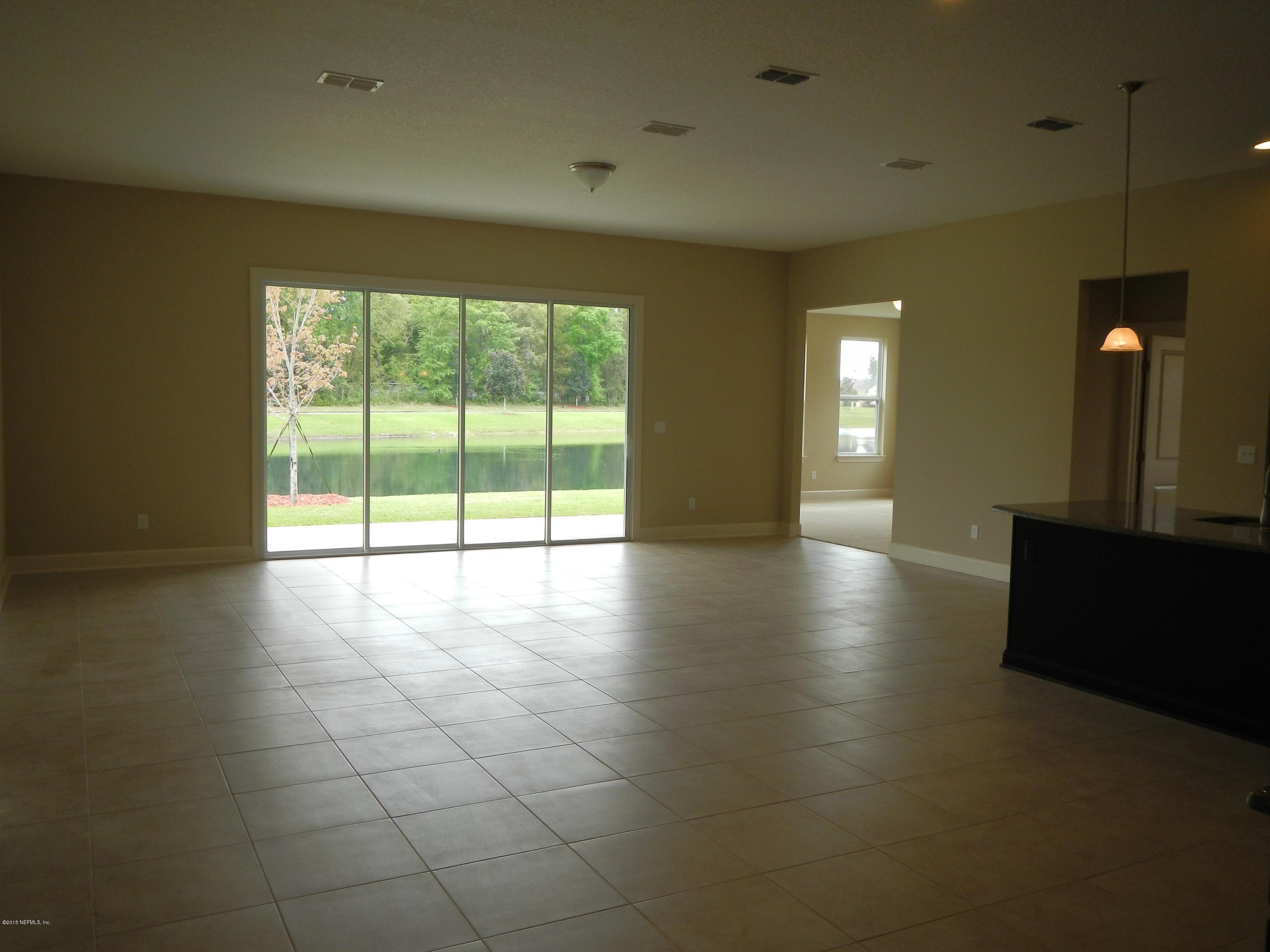3916 Trail Ridge Road Middleburg, FL 32068 - Photo 13 of 32 Breakfast & Family Room.JPG