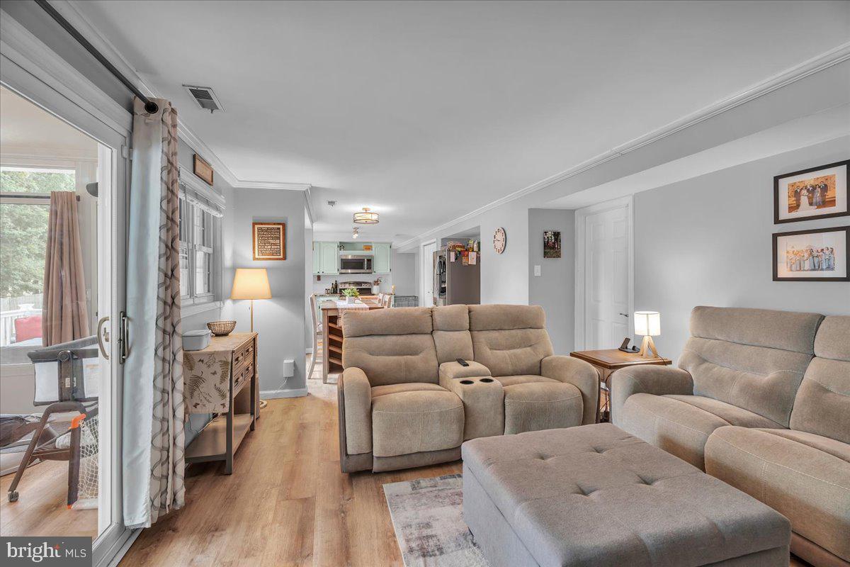 11 Goodwin Parkway Sewell, NJ 08080 - Photo 9 of 25