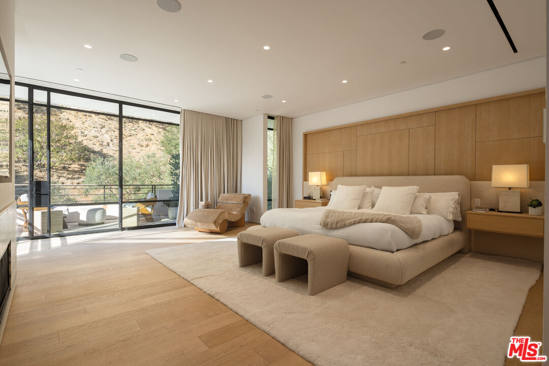 9509 Heather Road Beverly Hills, CA 90210 - Photo 14 of 19