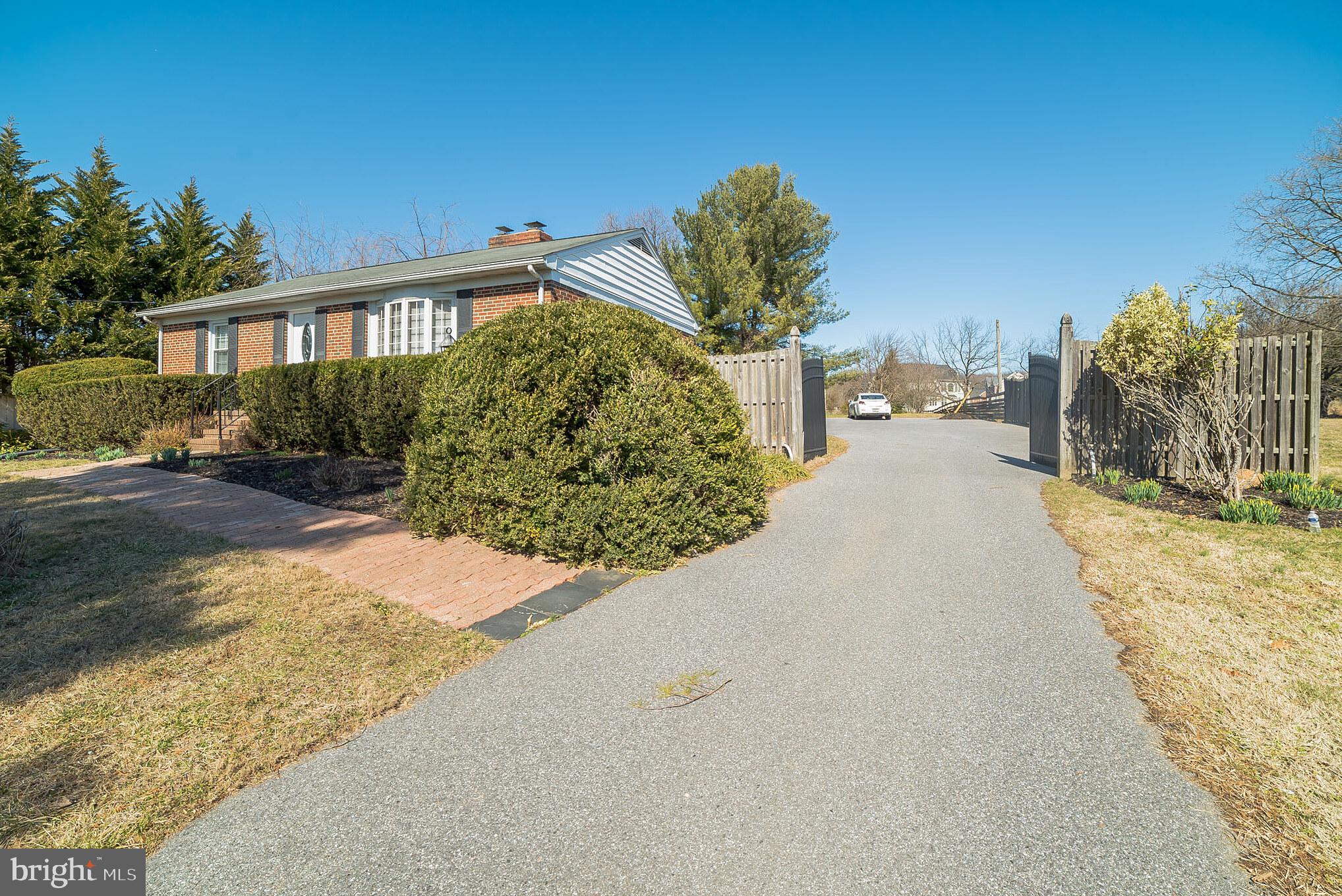 11400 Frederick Road Ellicott City, MD 21042 - Photo 3 of 18 Gallery Image 3