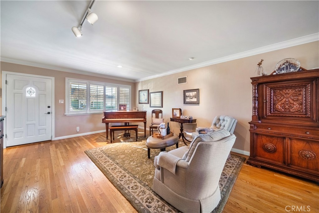 736 North Stephora Avenue Covina, CA 91724 - Photo 6 of 50