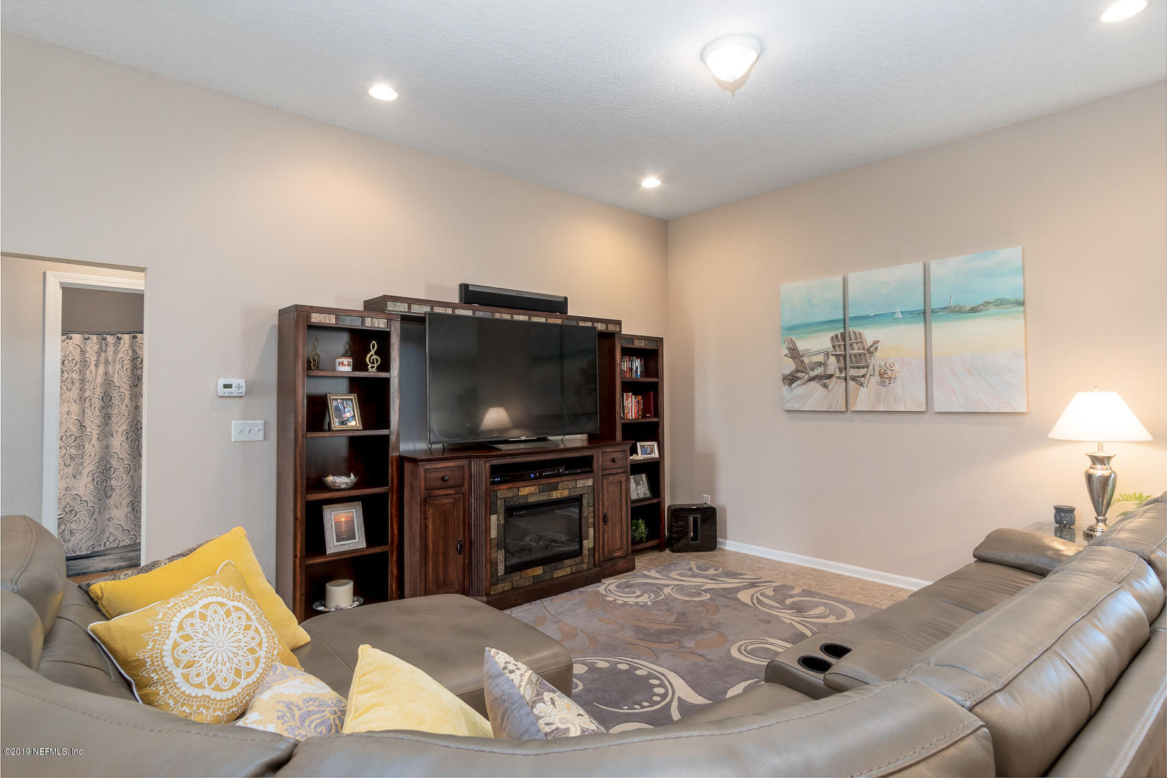 153 South Twin Maple Road St. Augustine, FL 32084 - Photo 11 of 36 Living Rm 1
