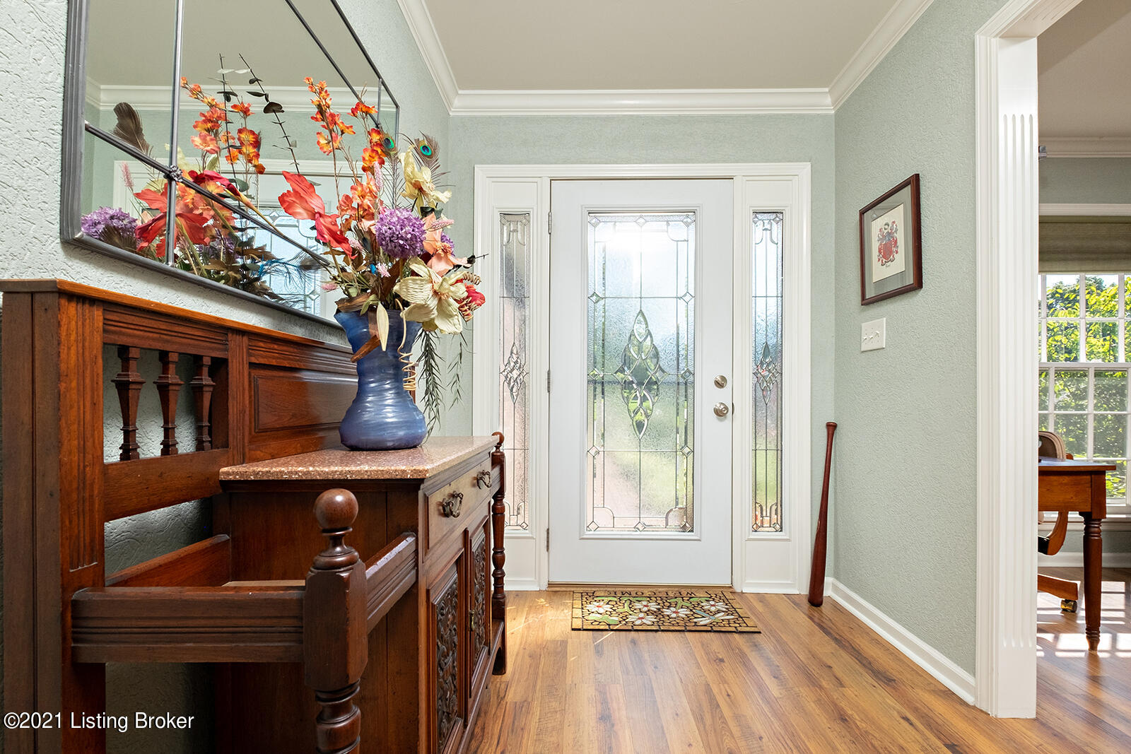 422 Knightsbridge Road Louisville, KY 40206 - Photo 5 of 45 Beautiful Front Entry Door