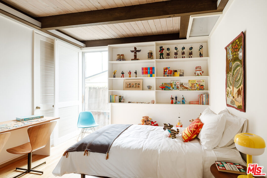 9620 Heather Road Beverly Hills, CA 90210 - Photo 24 of 45