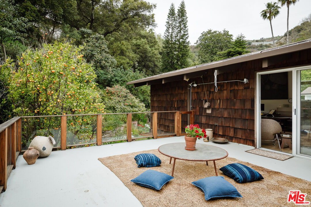 9620 Heather Road Beverly Hills, CA 90210 - Photo 37 of 45