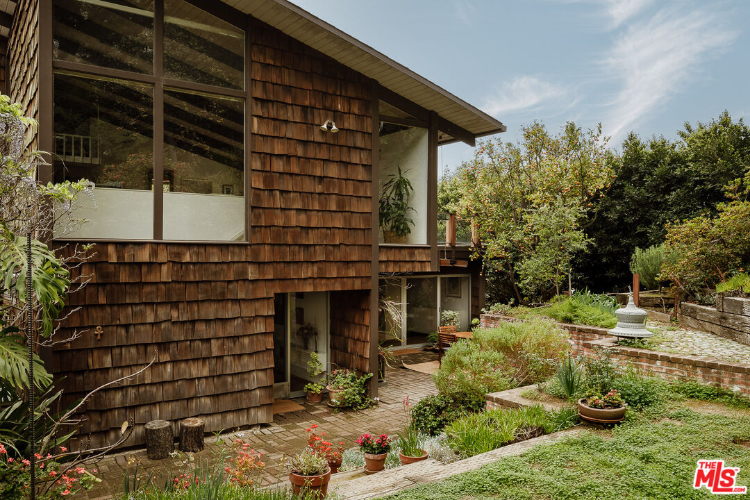 9620 Heather Road Beverly Hills, CA 90210 - Photo 41 of 45