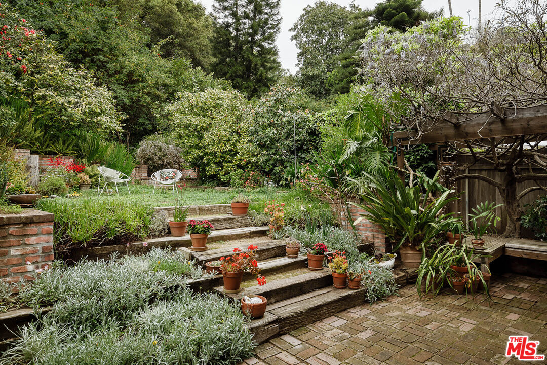 9620 Heather Road Beverly Hills, CA 90210 - Photo 42 of 45