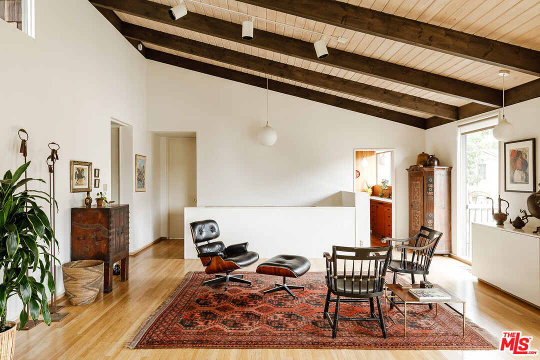 9620 Heather Road Beverly Hills, CA 90210 - Photo 6 of 45