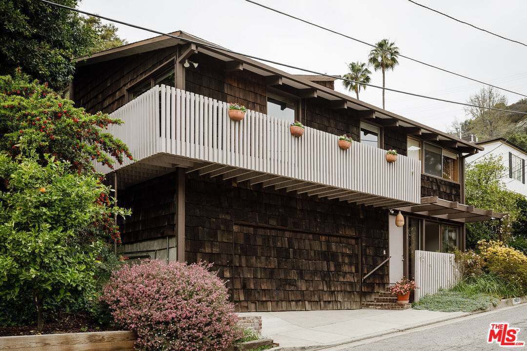 9620 Heather Road Beverly Hills, CA 90210 - Photo 10 of 45