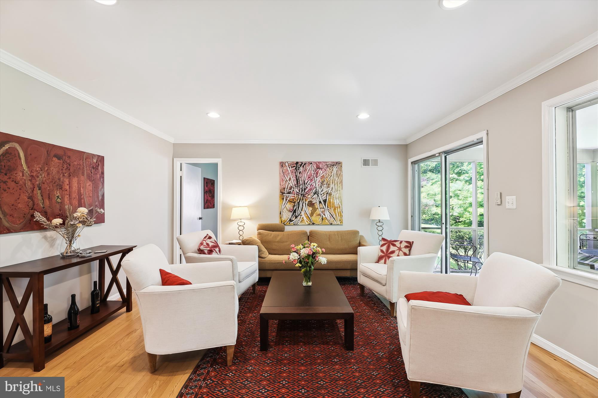 6324 Lenox Road Bethesda, MD 20817 - Photo 13 of 40 Family Room off the Kitchen