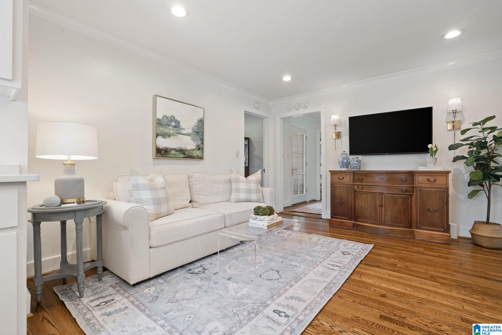 1852 Lancaster Road Birmingham, AL 35209 - Photo 13 of 54