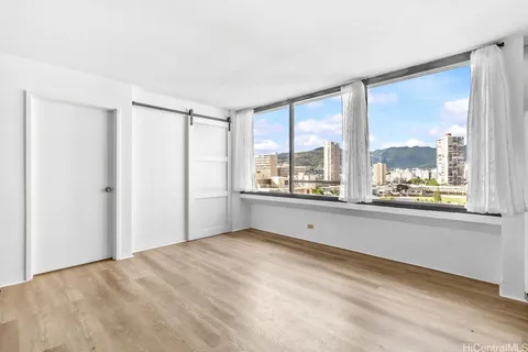 $675,000 | 2215 Aloha Drive, Unit DH1401, Honolulu, HI 96815